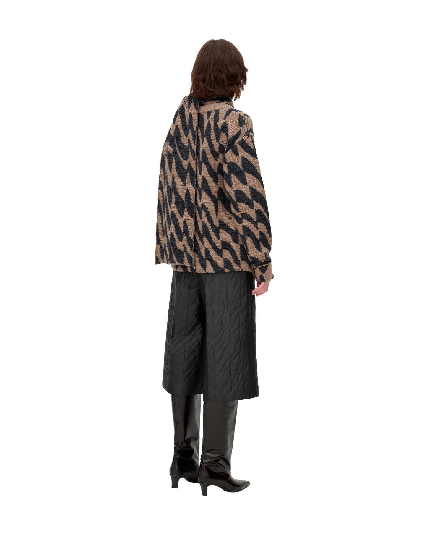 INSIDE-OUT JACQUARD KNIT SCARF