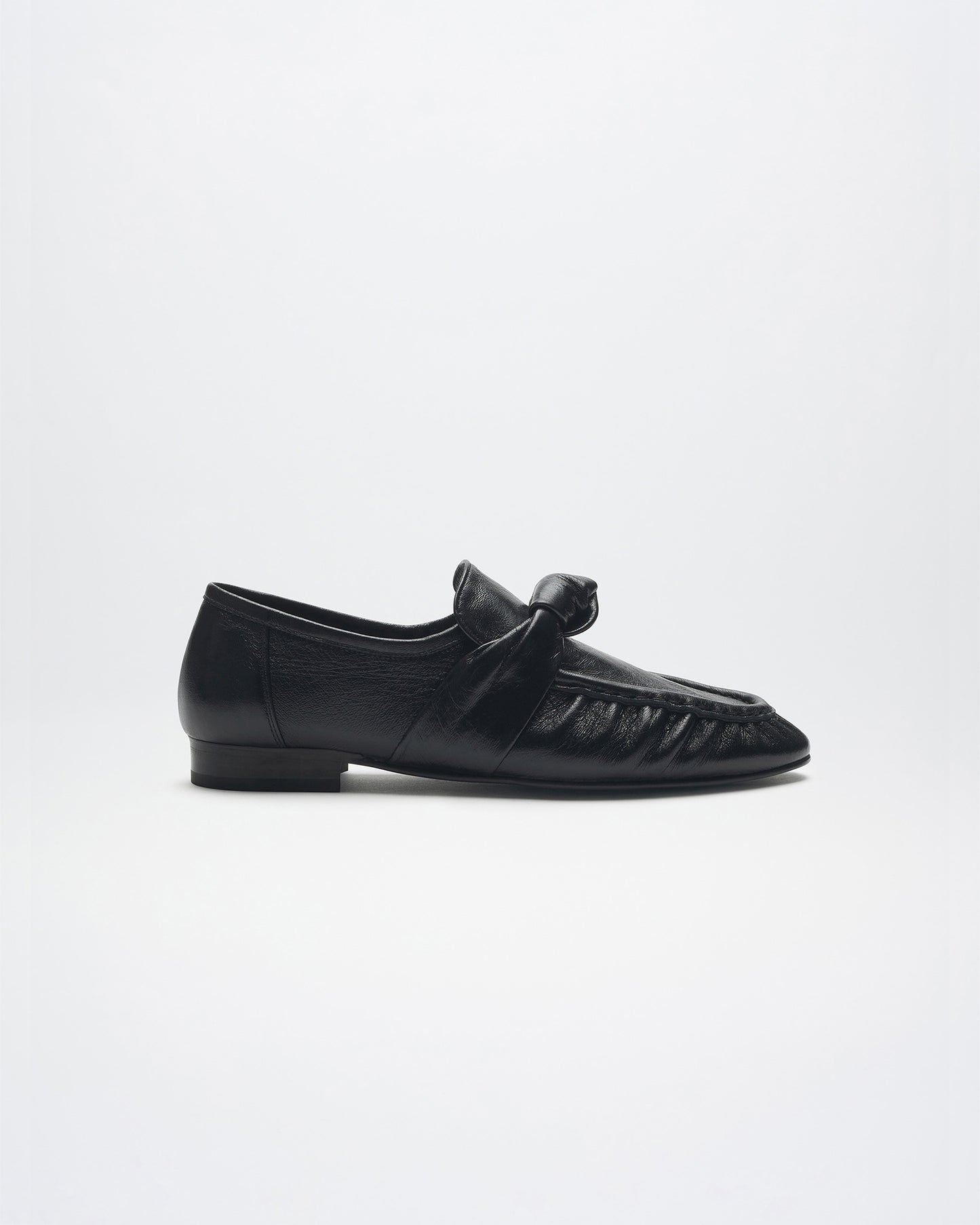 KNOTTED LOAFER