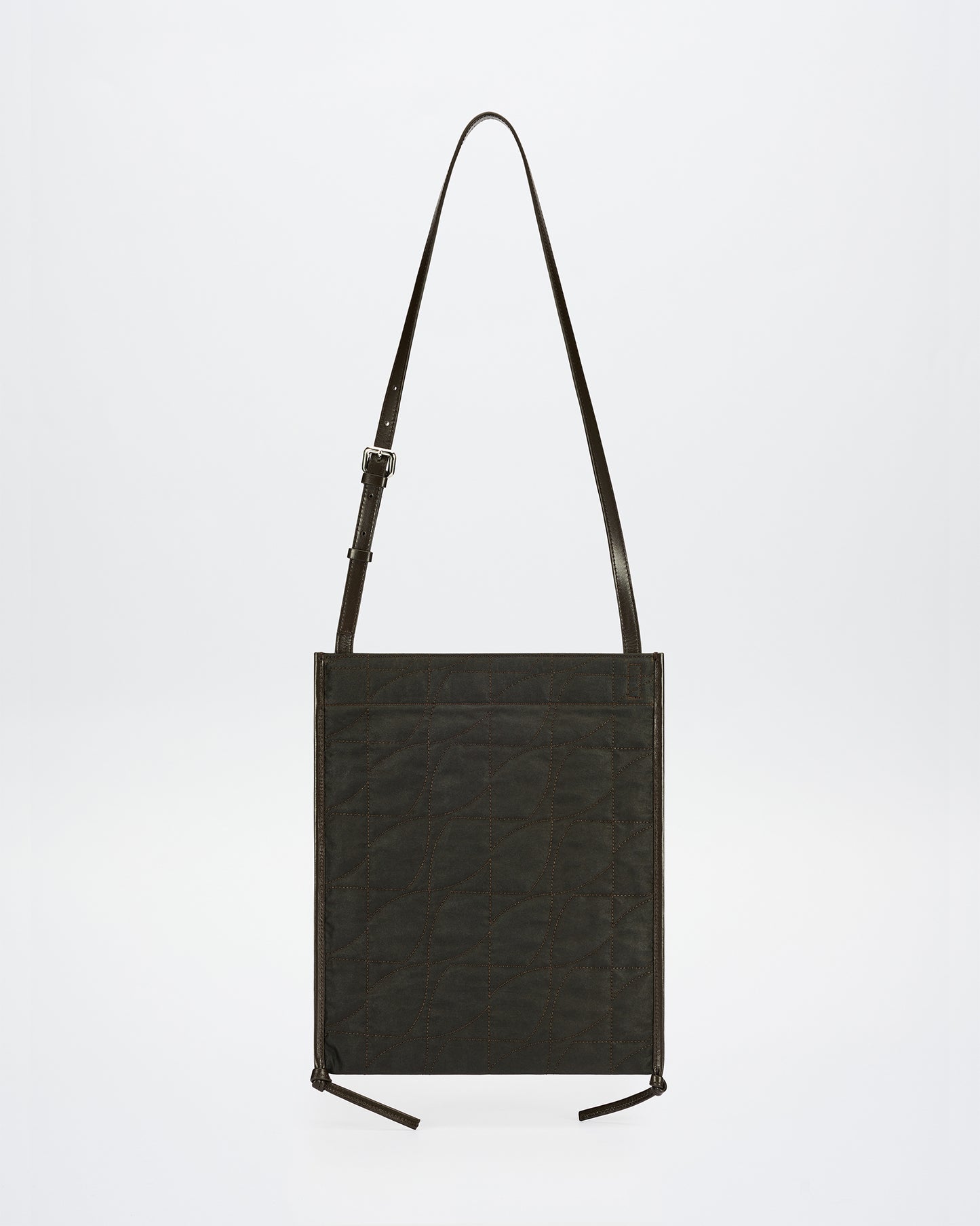 KNOTTED NUBI SQUARE BAG