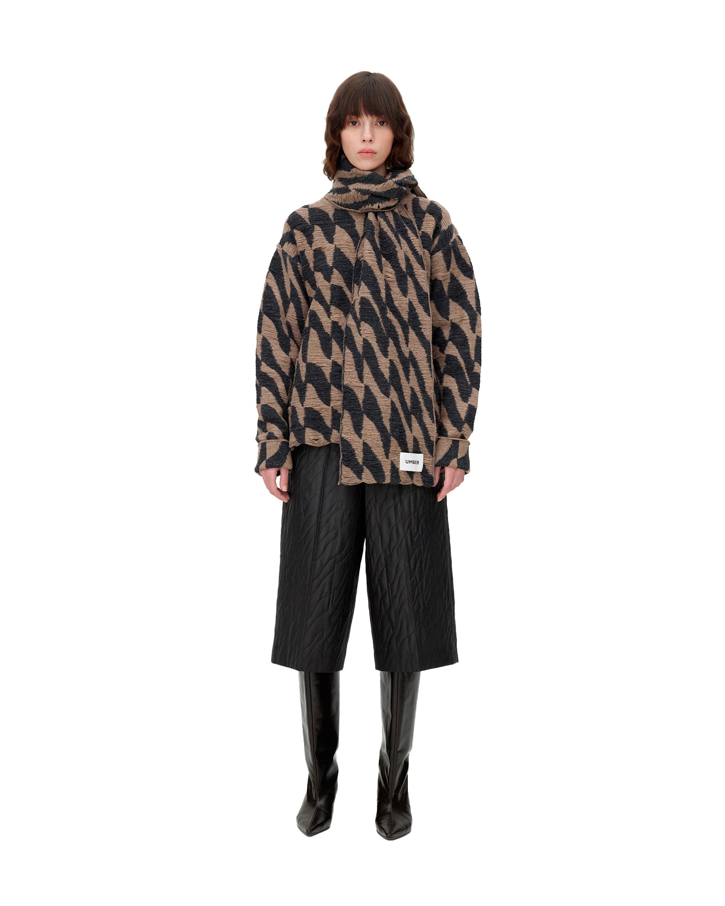 INSIDE-OUT JACQUARD KNIT SCARF